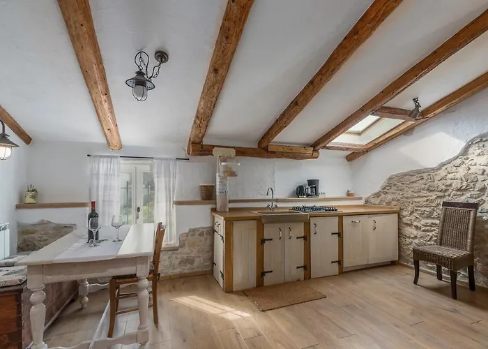 Casa Maura